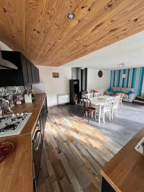 Jolie Maison De Campagne, Compostelle Soleymieux Dış mekan fotoğraf