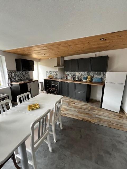 Jolie Maison De Campagne, Compostelle Soleymieux Dış mekan fotoğraf