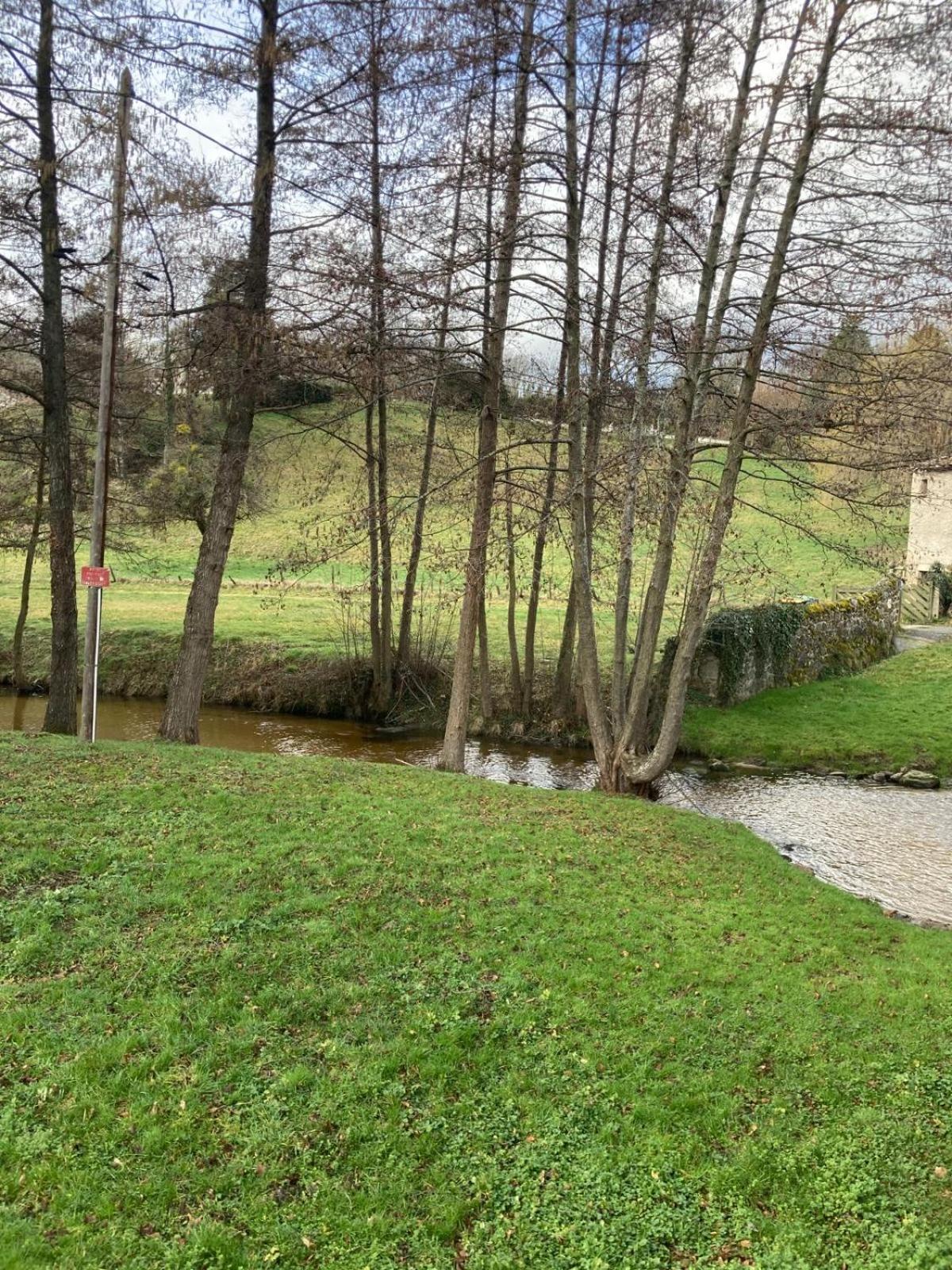 Jolie Maison De Campagne, Compostelle Soleymieux Dış mekan fotoğraf