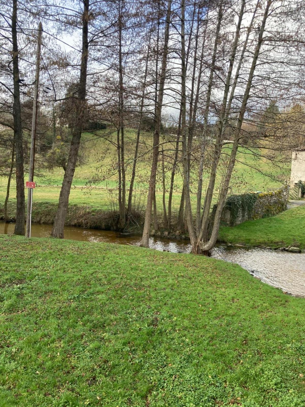 Jolie Maison De Campagne, Compostelle Villa Soleymieux Dış mekan fotoğraf